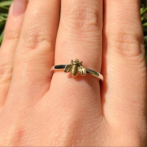 NWOT gold  π minimalist style ring - Picture 3 of 5